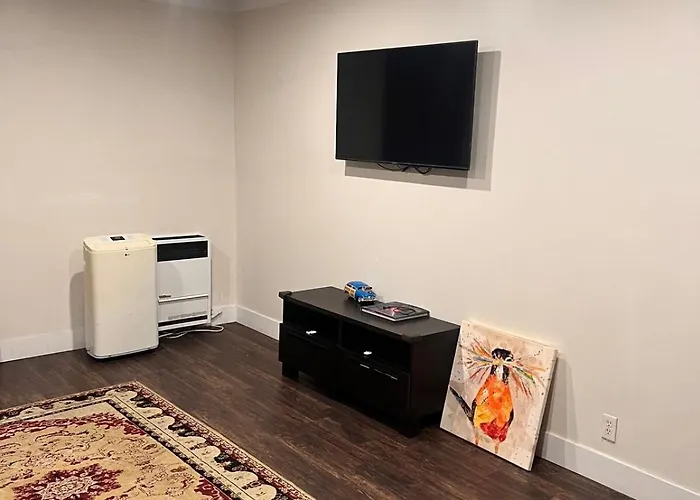 Beautiful 2-Bedroom Downstairs Unit By Lax, Sofi, Bmo, Usc